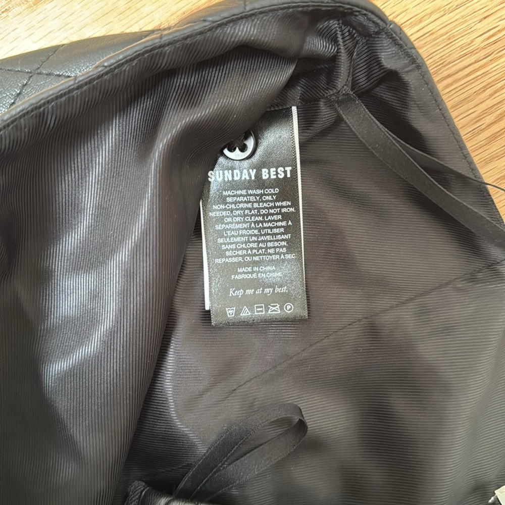Aritzia Sunday Best Flynn Skirt size 4 - Picture 5 of 6